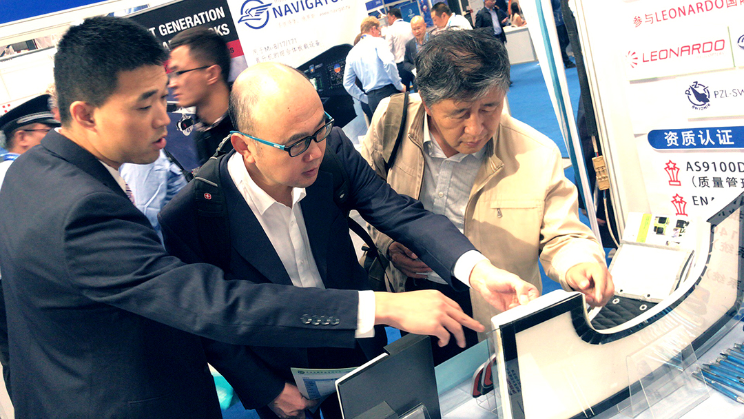 天津直博會(huì)—大連義邦攜意大利Giannuzzi輕量化內(nèi)飾新材料參展并出席技術(shù)交流論壇