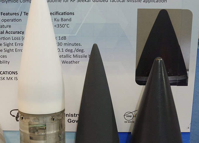 輕量化電磁屏蔽材料針孔網(wǎng)在雷達天線罩屏蔽和電磁防護應(yīng)用方向介紹